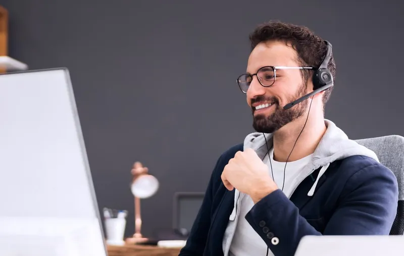 Employee helping clients
